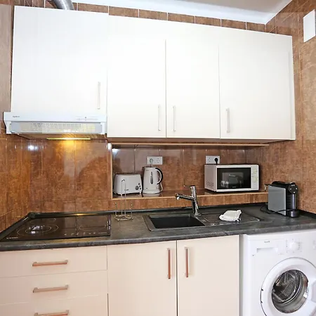 Apartment V - Seacliff *
