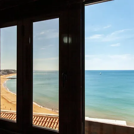 V - Seacliff *